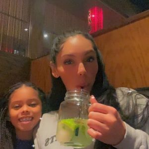 Meet your Posher, Pamela